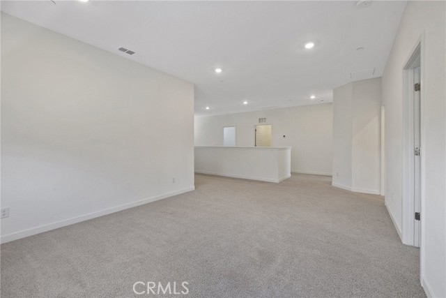 1754 N Aster Lake Road, Hanford CA: https://media.crmls.org/medias/f252de21-67f8-4106-9d91-028752e14e19.jpg