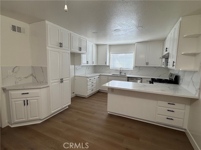 Detail Gallery Image 4 of 20 For 16763 Daisy Ave, Fountain Valley,  CA 92708 - 5 Beds | 3 Baths