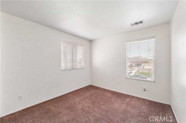 16029 White Mountain Place, Victorville CA: https://media.crmls.org/medias/f253440b-44f2-4732-9d48-7dfcae9bb366.jpg