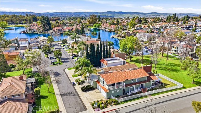 Detail Gallery Image 11 of 71 For 21911 Yellowstone, Lake Forest,  CA 92630 - 4 Beds | 3 Baths