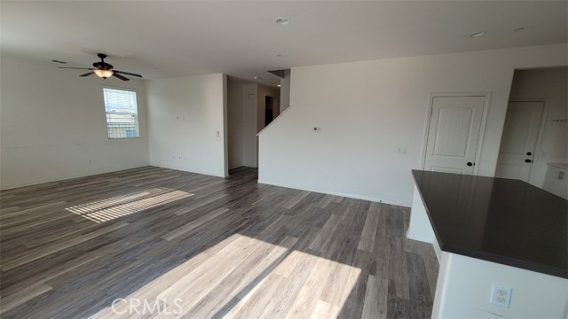 Detail Gallery Image 6 of 35 For 22056 Windham Way, Saugus,  CA 91350 - 4 Beds | 3 Baths