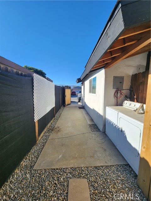 Detail Gallery Image 17 of 19 For 3741 Windsong #B,  Corona,  CA 92879 - 1 Beds | 1 Baths