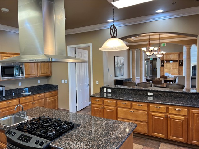 Detail Gallery Image 19 of 29 For 31338 Brush Creek Cir, Temecula,  CA 92591 - 5 Beds | 3/1 Baths