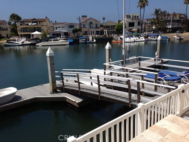 Detail Gallery Image 16 of 21 For 7 Balboa Coves, Newport Beach,  CA 92663 - 4 Beds | 4 Baths