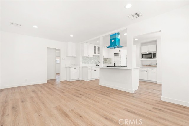 2704 184th Street, Redondo Beach CA: https://media.crmls.org/medias/f254c350-2b18-48f6-85dc-8326f5464f18.jpg