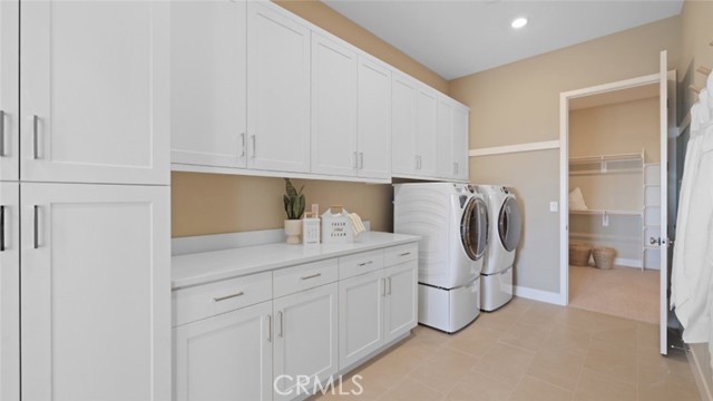Detail Gallery Image 21 of 27 For 29626 Paseo Capilla, Valencia,  CA 91354 - 2 Beds | 2/1 Baths