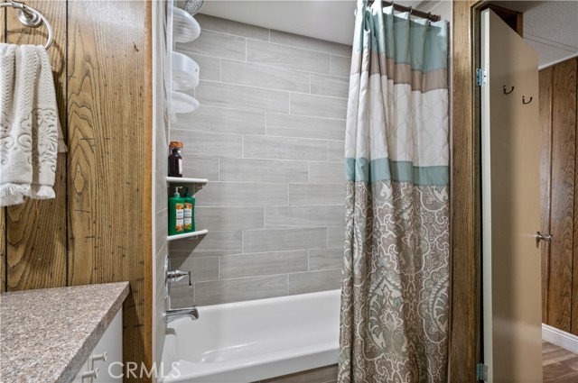 19817 Grand Avenue, Lake Elsinore CA: https://media.crmls.org/medias/f2558db9-ddab-42fb-bb7a-556b328d7dd2.jpg
