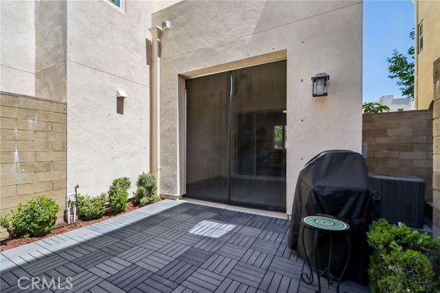 Detail Gallery Image 10 of 44 For 132 Interval, Irvine,  CA 92618 - 3 Beds | 2/2 Baths