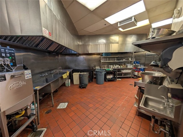 0, Alhambra CA: https://media.crmls.org/medias/f255b38c-78d2-4757-963a-b4d0a48ea7e5.jpg