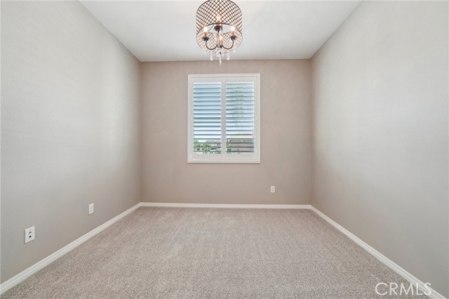 Detail Gallery Image 21 of 40 For 6125 Coopers Hawk Dr, Jurupa Valley,  CA 91752 - 5 Beds | 3/1 Baths