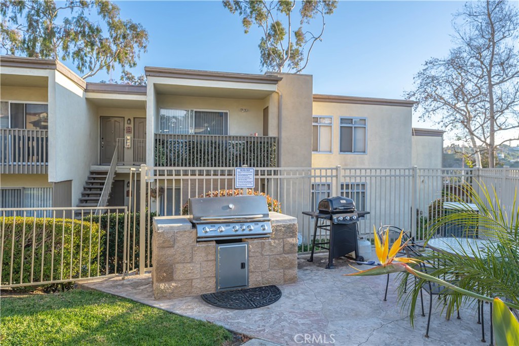 432 Edgehill Lane 83
