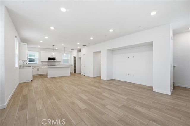 Detail Gallery Image 23 of 53 For 9365 via Azul, Pico Rivera,  CA 90660 - 3 Beds | 3 Baths