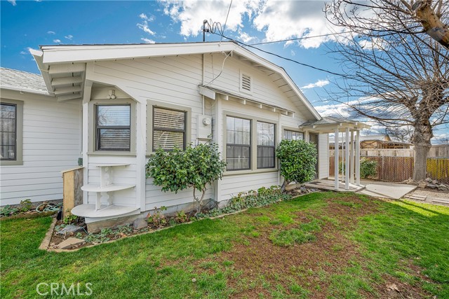 Detail Gallery Image 1 of 1 For 14335 Walnut Ave, Clearlake,  CA 95422 - 4 Beds | 2/1 Baths