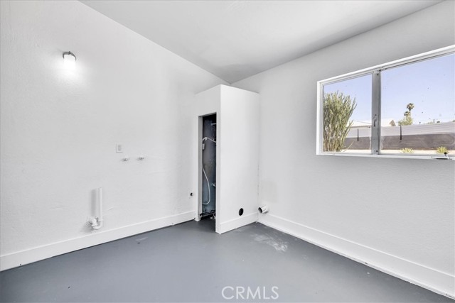 73028 Manana Drive, 29 Palms CA: https://media.crmls.org/medias/f25816dd-cc9f-4afc-a77d-db4cacb57111.jpg