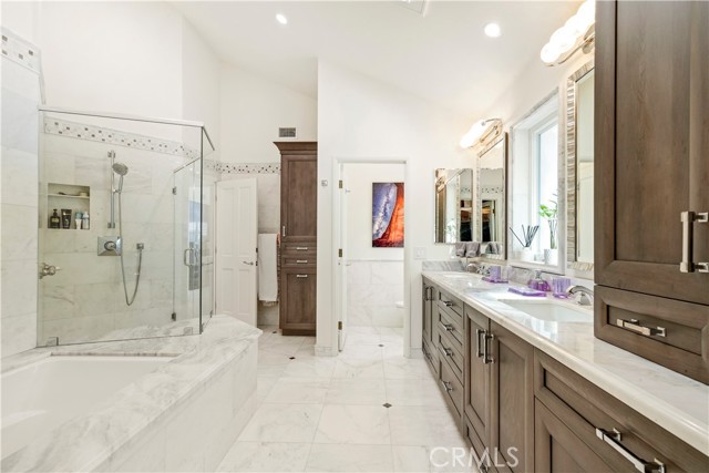 Detail Gallery Image 35 of 51 For 520 Kings, Newport Beach,  CA 92663 - 4 Beds | 4 Baths