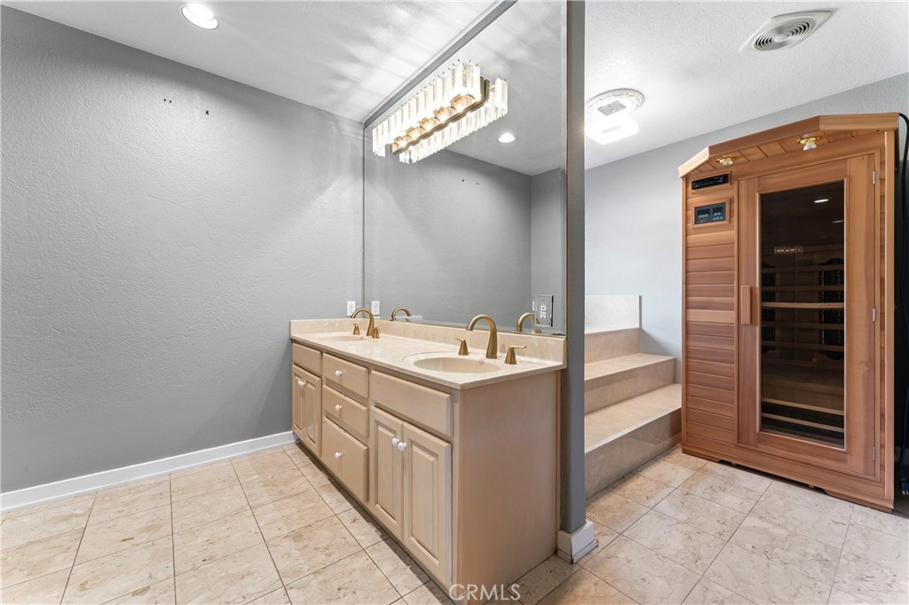 MLS #SW25097014 img 40