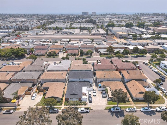 735 James Street, Costa Mesa CA: https://media.crmls.org/medias/f25b146e-47e5-450a-bde3-2f7b569c1ccc.jpg