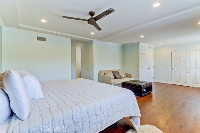 25701 Minoa Drive, Mission Viejo CA: https://media.crmls.org/medias/f25b1530-79c0-4ad1-abb3-16f08ee603ef.jpg