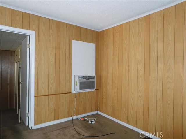 10852 Otsego Street, North Hollywood CA: https://media.crmls.org/medias/f25b36d3-bbba-4e70-be26-d1c8e5bbd1fd.jpg