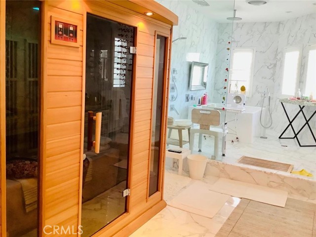 Detail Gallery Image 8 of 39 For Address Is Not Disclosed, Gardena,  CA 90249 - 5 Beds | 4 Baths