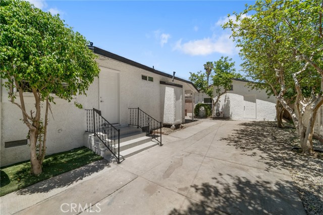 Detail Gallery Image 28 of 34 For 1123 Coronel St, San Fernando,  CA 91340 - 4 Beds | 3 Baths