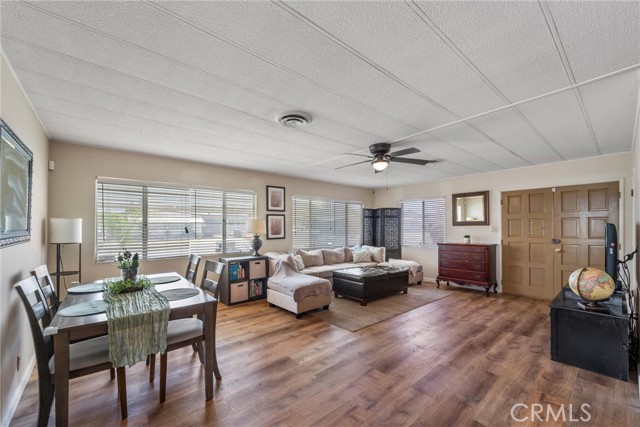 Detail Gallery Image 11 of 49 For 853 S Palm Ave, Hemet,  CA 92543 - 2 Beds | 2 Baths