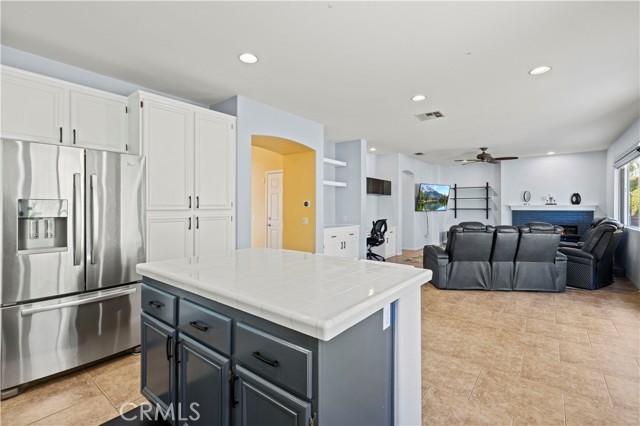Detail Gallery Image 17 of 68 For 31205 Cherry Dr, Castaic,  CA 91384 - 5 Beds | 3 Baths