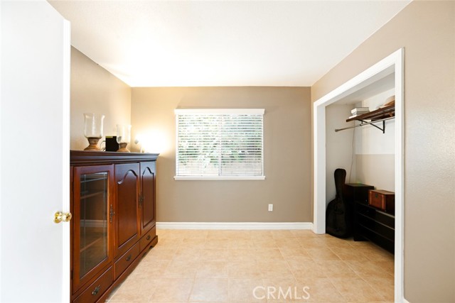 2424 Norte Vista Drive, Chino Hills CA: https://media.crmls.org/medias/f25d1a68-08f7-4743-8945-385bf3127757.jpg
