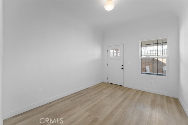Detail Gallery Image 3 of 20 For 752 E 17th St, Los Angeles,  CA 90021 - – Beds | – Baths