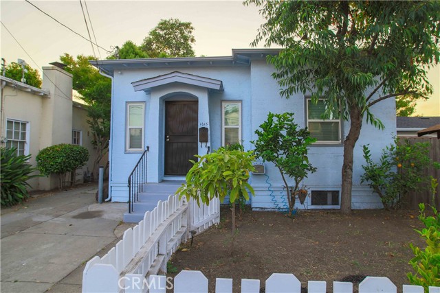 Detail Gallery Image 1 of 30 For 1615 Minturn St, Alameda,  CA 94501 - 2 Beds | 1/1 Baths
