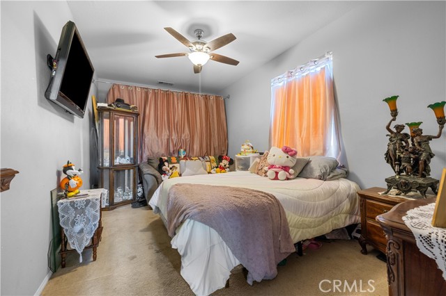 37433 56th E Street, Palmdale CA: https://media.crmls.org/medias/f2601aea-981d-4e83-8933-ea3678835789.jpg