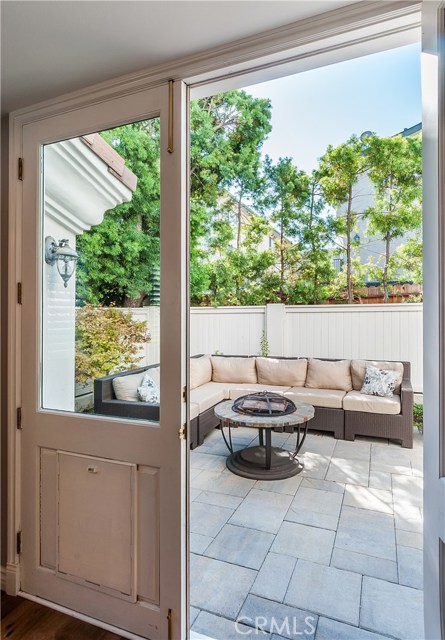 1910 Nelson Avenue, Redondo Beach, California 90278, 4 Bedrooms Bedrooms, ,3 BathroomsBathrooms,Residential,Sold,Nelson,SB17243163