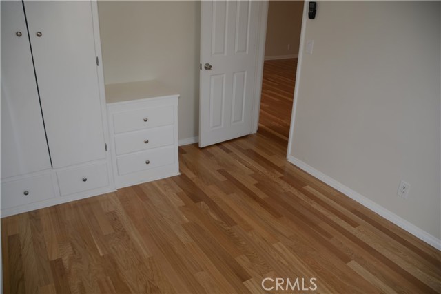 2615 SANTA ANA Avenue, Costa Mesa CA: https://media.crmls.org/medias/f261f278-0dbe-4d53-969c-58578b4dfbff.jpg
