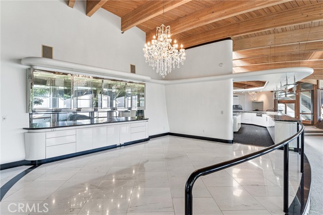 2360 Boulder Bluffs Court, Riverside CA: https://media.crmls.org/medias/f2626862-feb3-47ca-9cf8-89716f75ba55.jpg