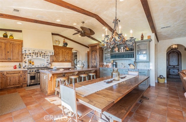 Detail Gallery Image 12 of 63 For 8730 Bluff Ct, Bradley,  CA 93426 - 5 Beds | 5/1 Baths