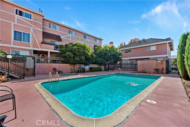 Detail Gallery Image 43 of 46 For 147 W Acacia Avenue Unit#104, Glendale,  CA 91204 - 2 Beds | 2/1 Baths