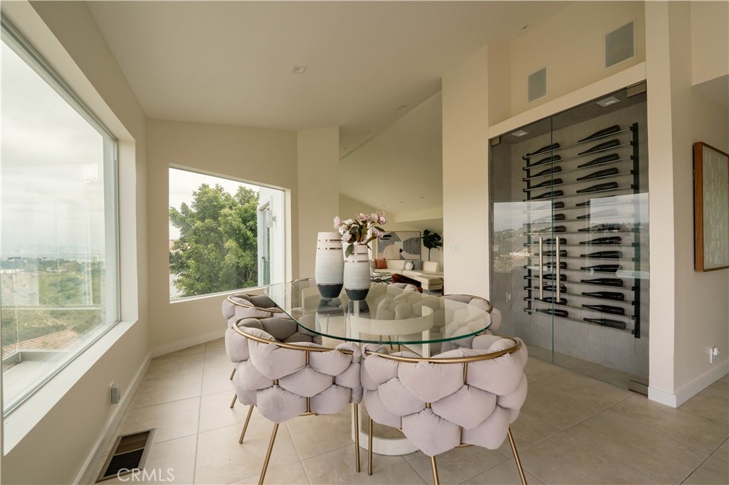 MLS #SR25244048 image #6