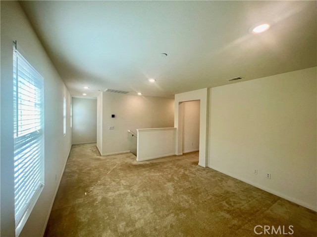 Detail Gallery Image 10 of 20 For 2076 E Bulletin Privado, Ontario,  CA 91764 - 4 Beds | 2/1 Baths