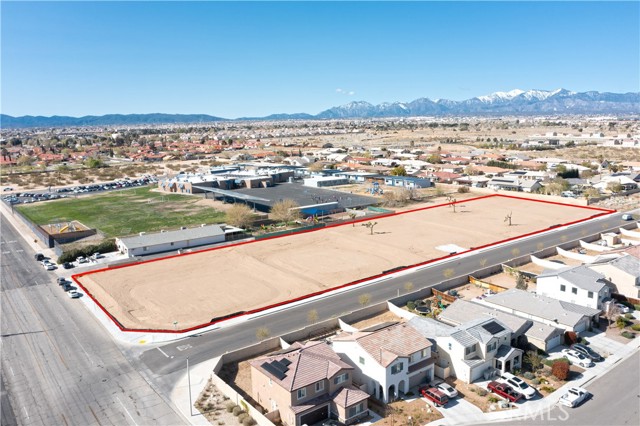 Detail Gallery Image 2 of 13 For 3 Valencia St, Hesperia,  CA 92345 - – Beds | – Baths