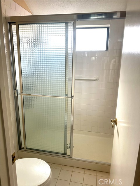 Detail Gallery Image 15 of 19 For 21931 Burbank #46,  Woodland Hills,  CA 91367 - 2 Beds | 2/1 Baths