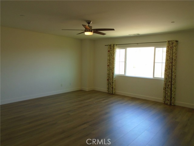 4081 Chamomile Court, San Bernardino CA: https://media.crmls.org/medias/f26625ef-b87f-4838-a622-0f8367a8ceae.jpg