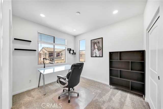 1458 E Laurelwood Drive, San Bernardino CA: https://media.crmls.org/medias/f2664521-d00c-4087-9923-1b0e5f602378.jpg