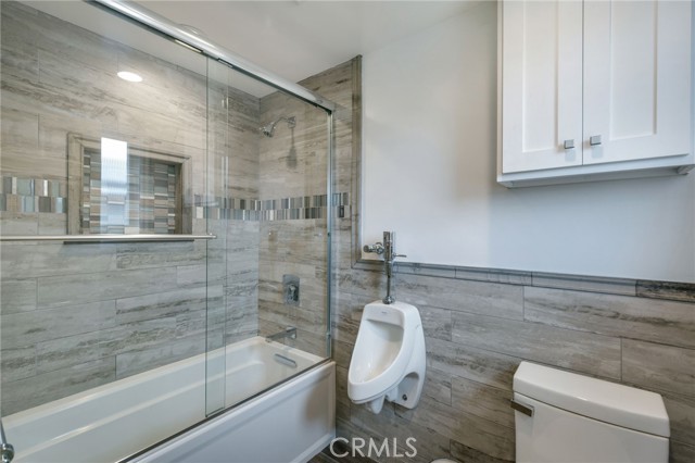 21192 Richmond Circle, Huntington Beach CA: https://media.crmls.org/medias/f266bf31-9ccc-490b-95ad-2bd179f868d1.jpg