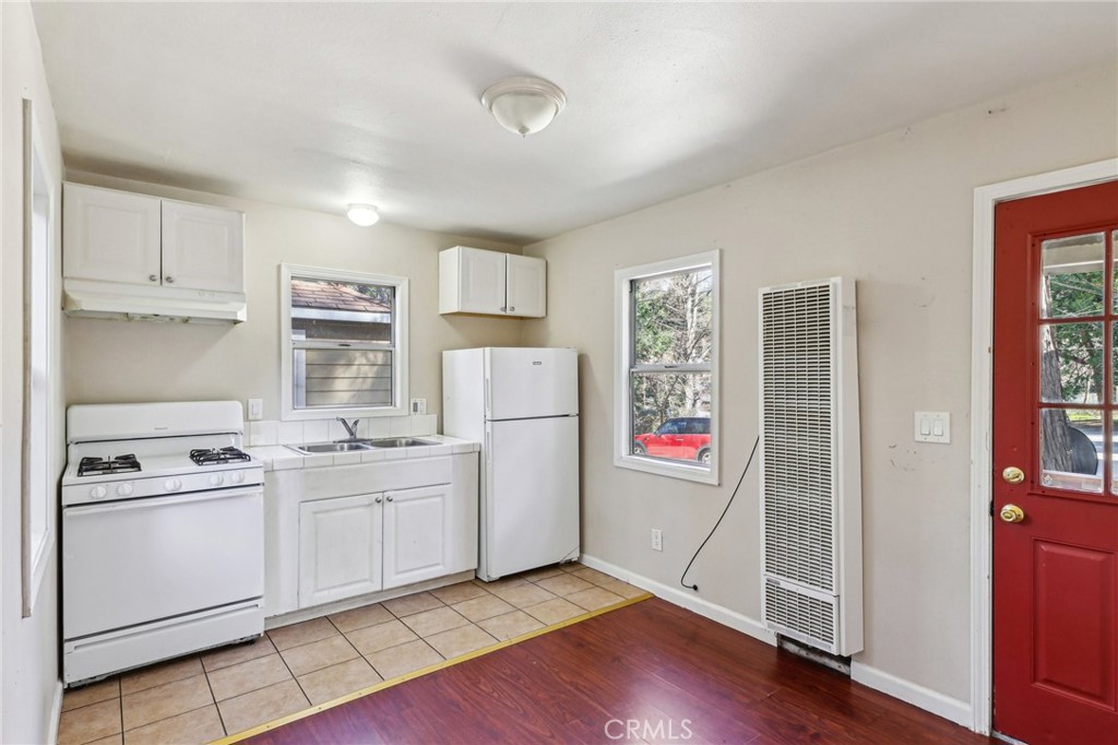 F2676501 05Ff 4282 Bc02 D2091D64Ee71 618 Wildrose Lane, Crestline, Ca 92325 &Lt;Span Style='BackgroundColor:transparent;Padding:0Px;'&Gt; &Lt;Small&Gt; &Lt;I&Gt; &Lt;/I&Gt; &Lt;/Small&Gt;&Lt;/Span&Gt;