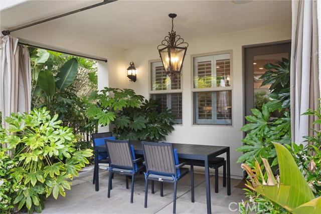 137 Beachcomber Drive, Pismo Beach CA: https://media.crmls.org/medias/f2678113-4aba-453c-aa84-22077109d6e8.jpg
