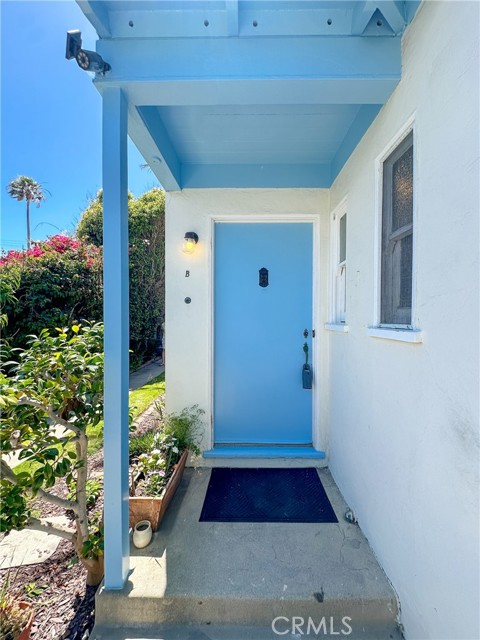917 Catalina Avenue, Redondo Beach, California 90277, ,Residential Income,Sold,Catalina,SB24066377