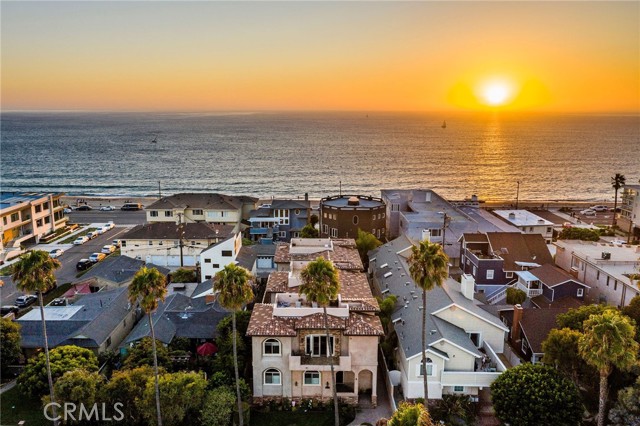 1407 S Catalina Avenue, Redondo Beach CA: https://media.crmls.org/medias/f2685ab6-eb2d-4b27-8521-367bdb32eea2.jpg