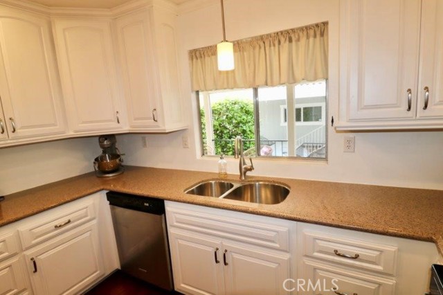 635 Shadow Lake Avenue, Brea CA: https://media.crmls.org/medias/f26911bd-2e15-4e38-a0fb-d21baec79fbb.jpg