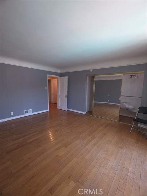 238 S Detroit Street, Los Angeles CA: https://media.crmls.org/medias/f26a2b2e-2801-4e44-a60e-d970b8d0ab04.jpg