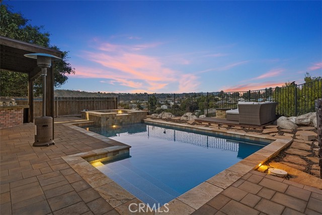 Front Image Thumbnail for CROC25249519